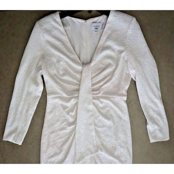One33 Social Women's Sz 10 Ivory Sequined L/S V-Neck Cocktail Mini Dress $365 - Picture 5 of 13